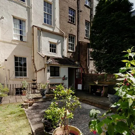 Georgian Garden Flat In Clifton Apartment Bristol