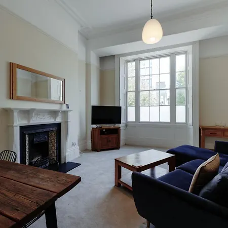 Georgian Garden Flat In Clifton Apartment Bristol